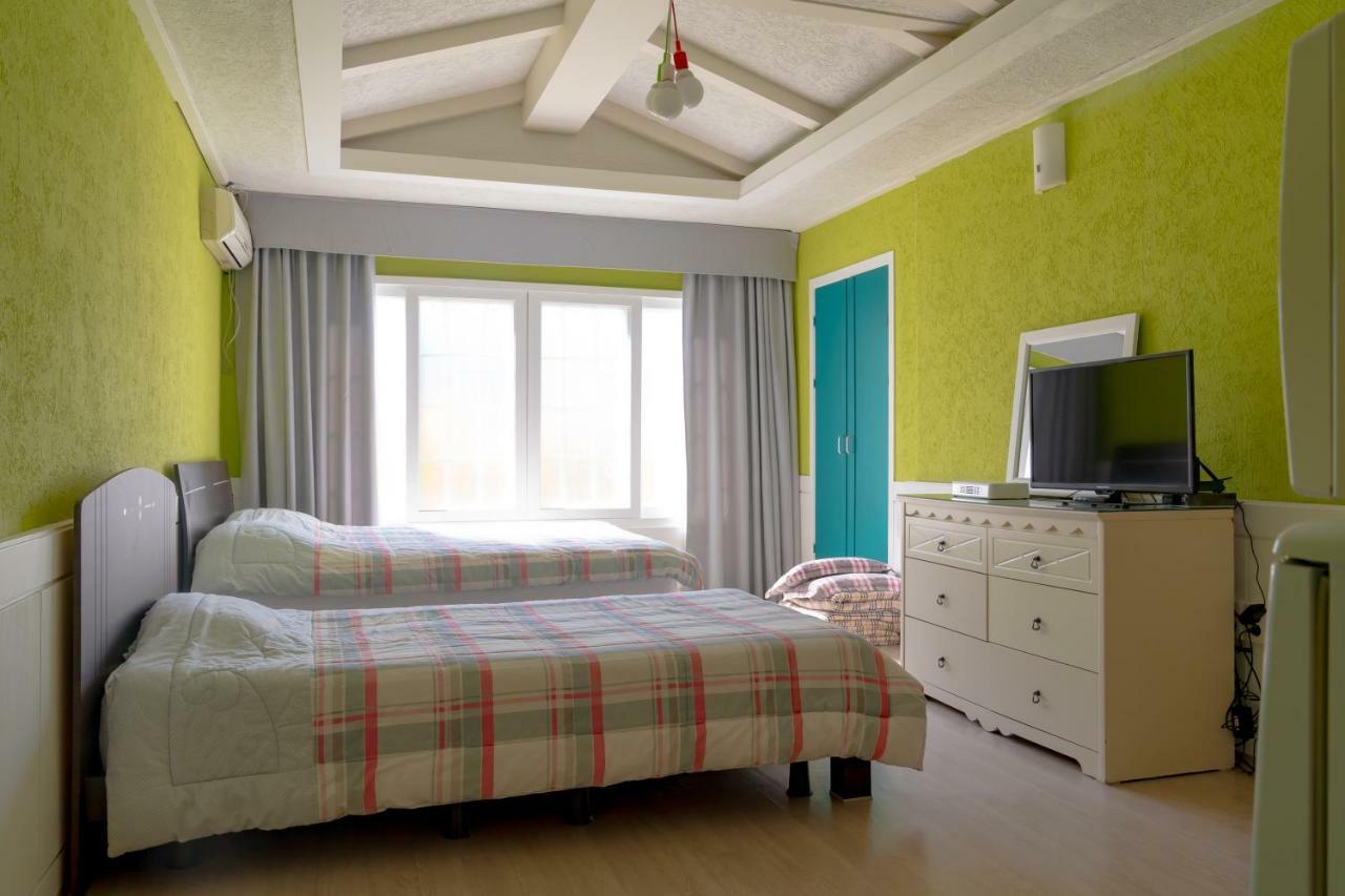 Joyville Resort Jeju Exterior photo