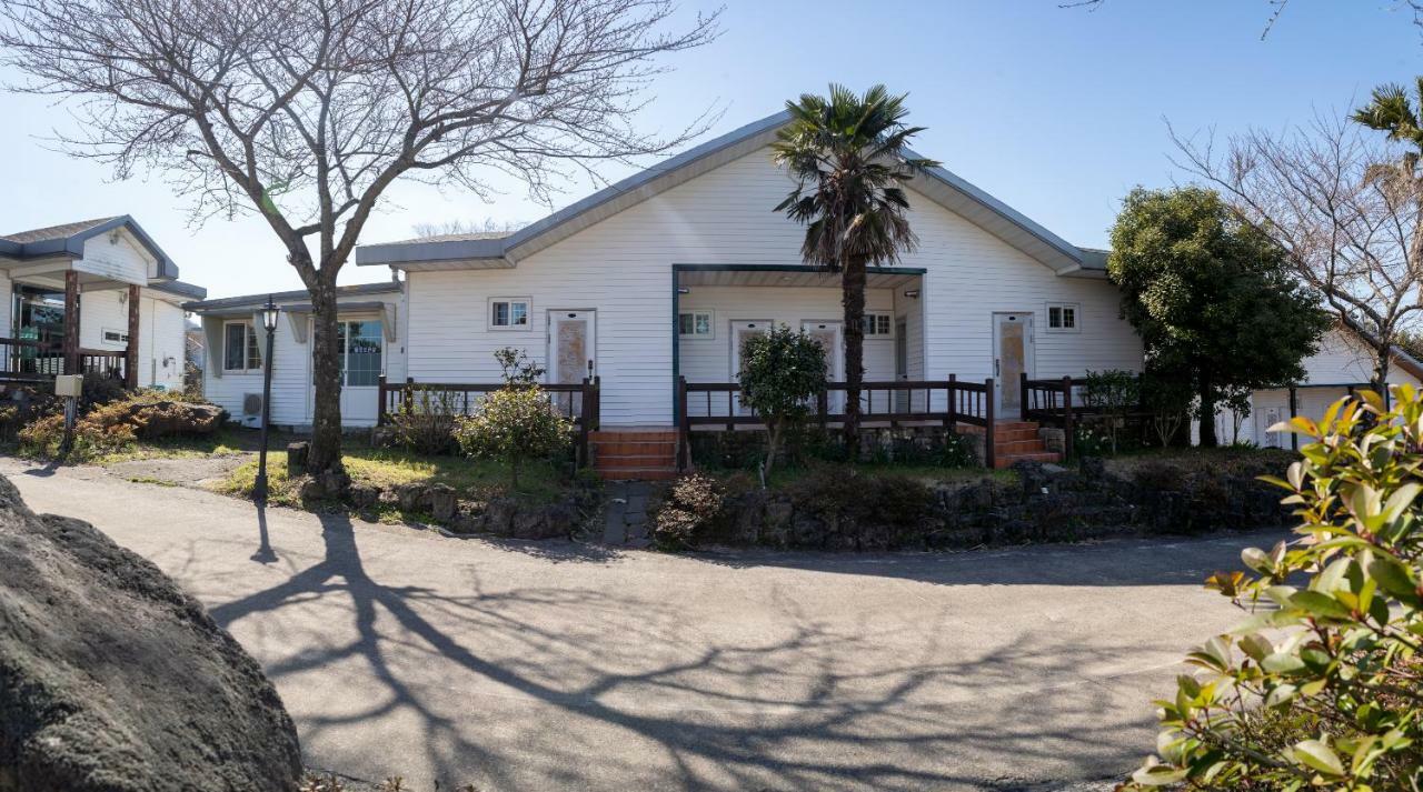 Joyville Resort Jeju Exterior photo