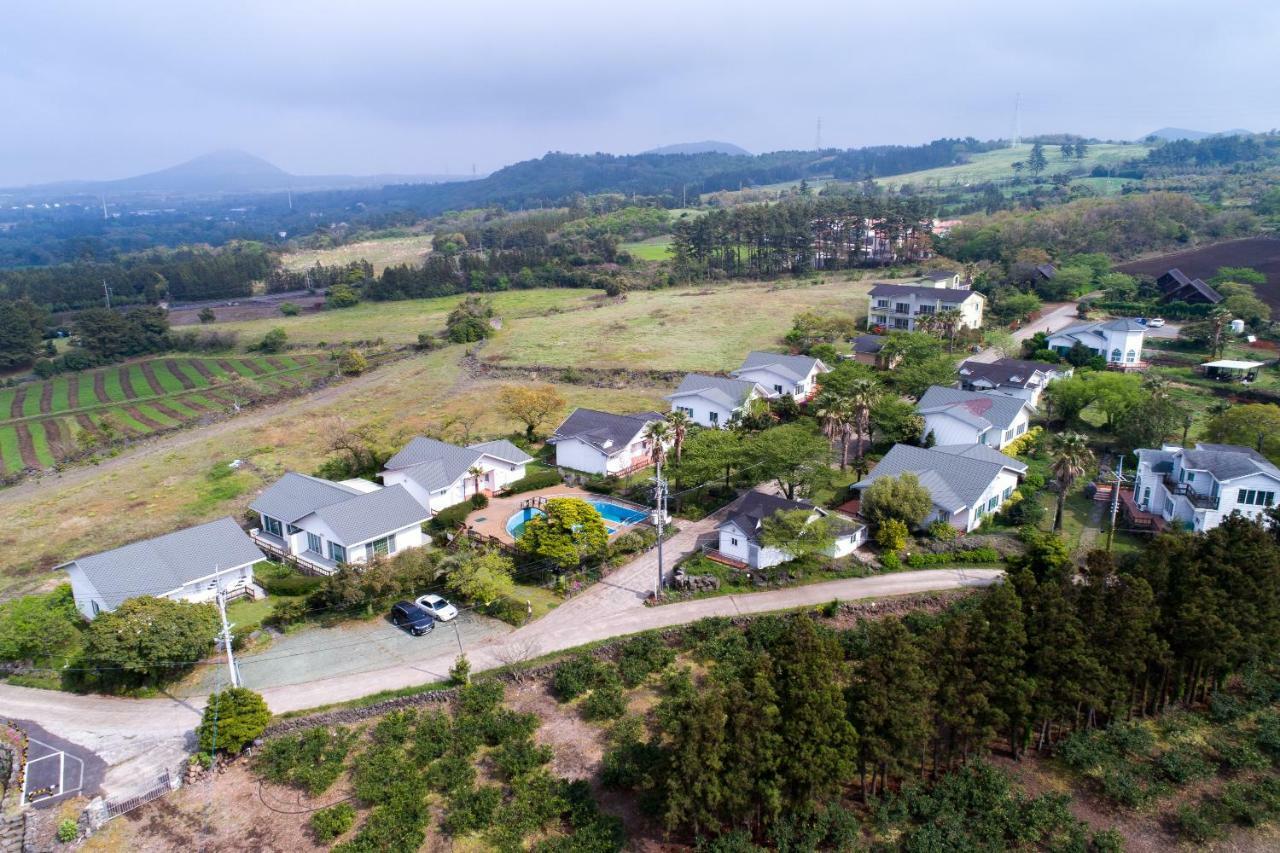 Joyville Resort Jeju Exterior photo