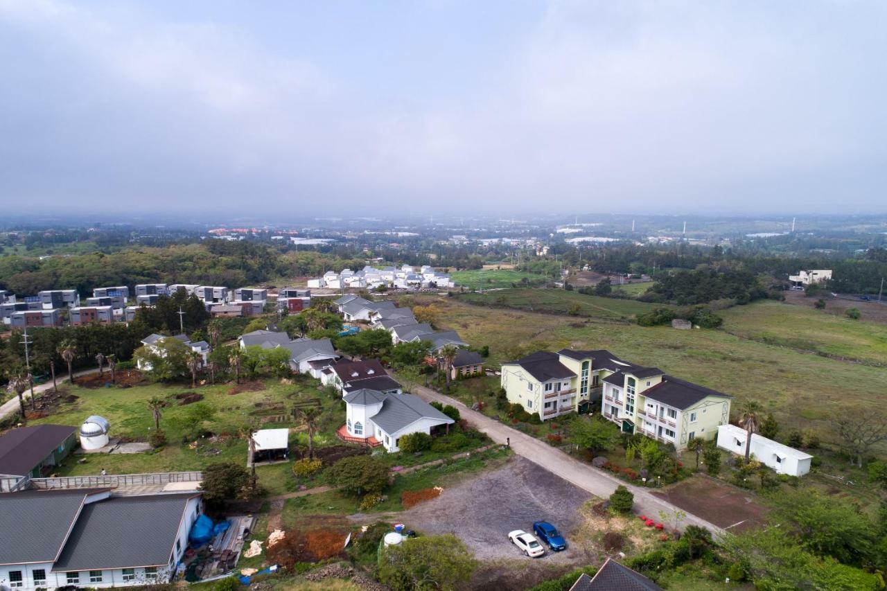 Joyville Resort Jeju Exterior photo